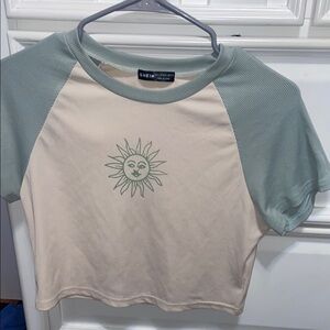 SHEIN Green and Cream Sun Print Women's Top